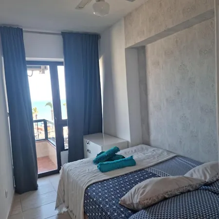 Lägenhet Aloha Playa